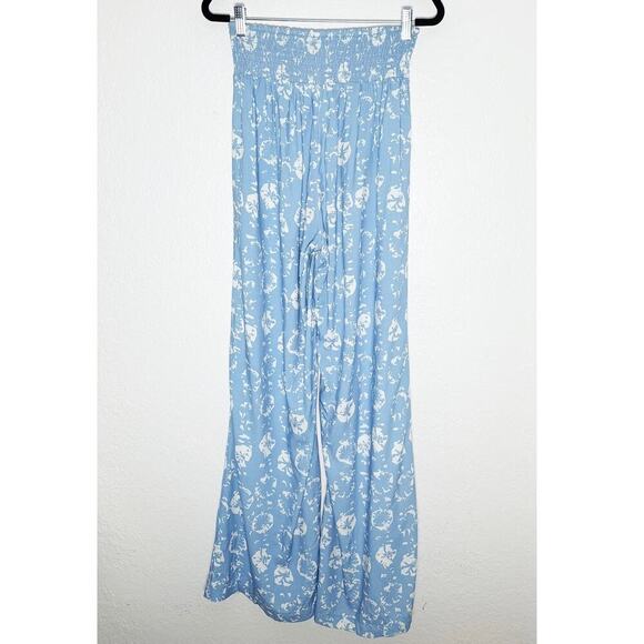 Hermoza Women's Nora India Wide Leg Cover Up Pants In Sea Blue White Sand Dollar - Picture 3 of 9